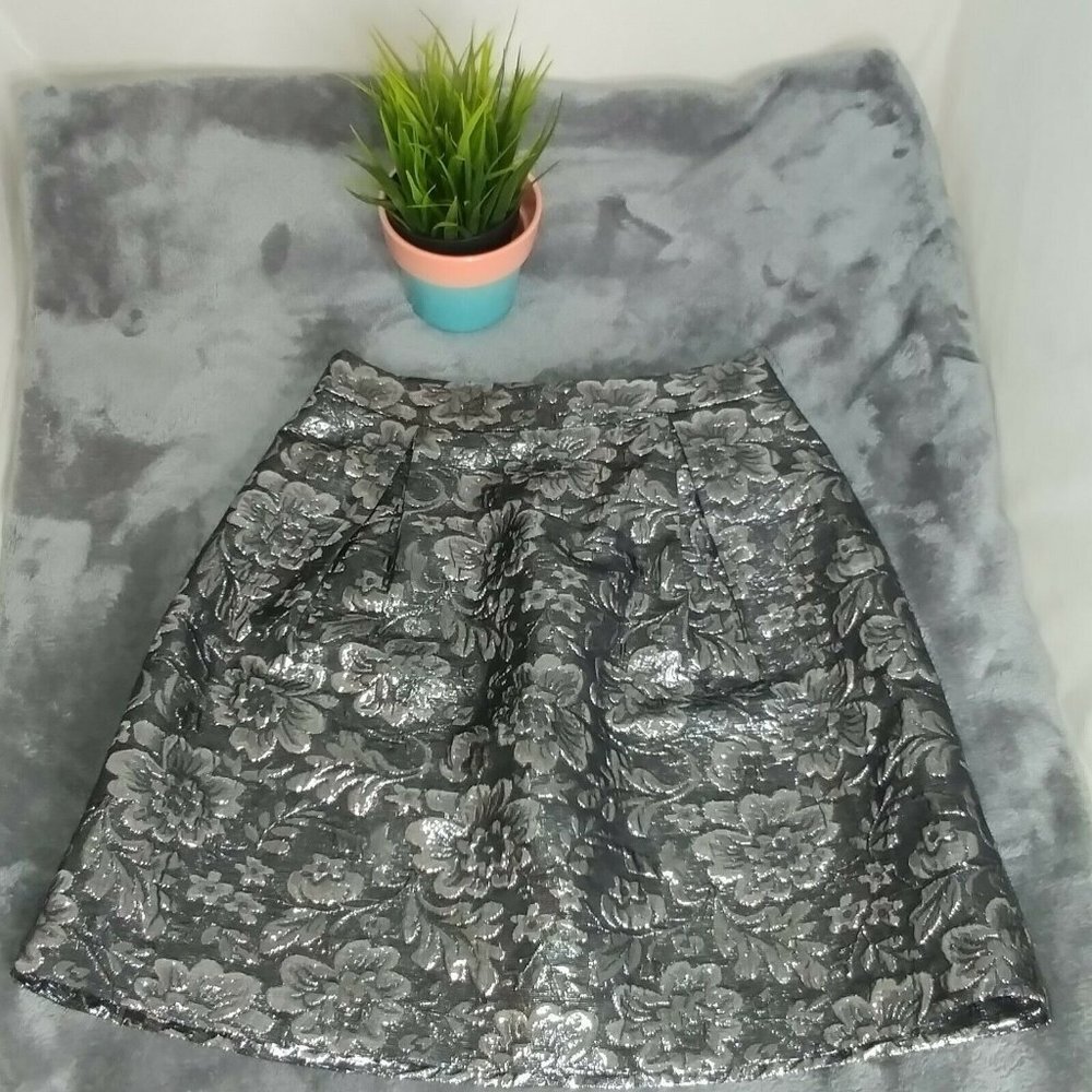 ONLY Our Story Flawless Jacquard Woven Skirt